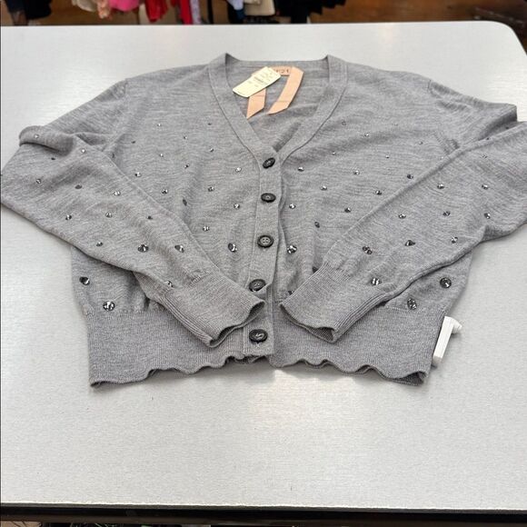 Stylish Gray Cardigan with Beaded Details - Picture 4 of 10